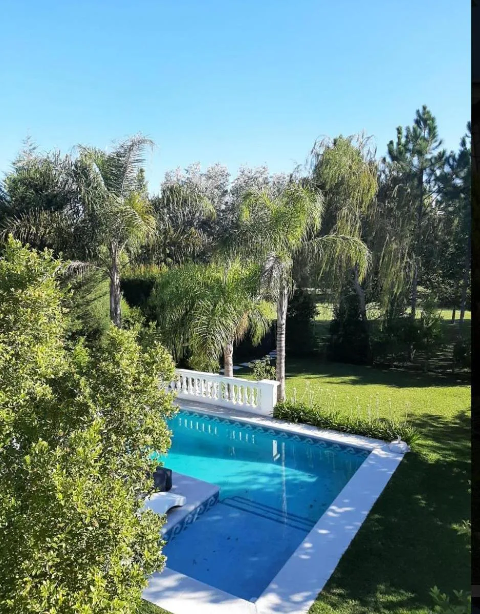 Four-bedroom furnished house in Tigre