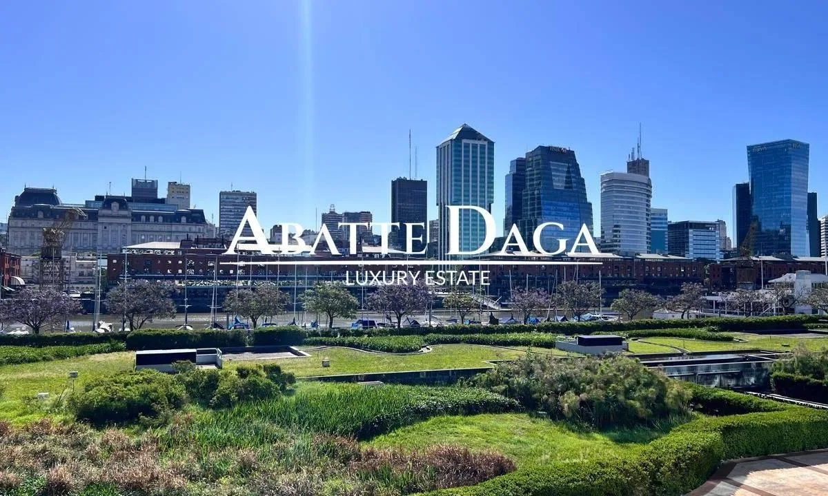 Меблированная квартира с 1 спальней в Puerto Madero