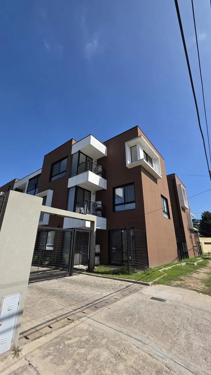 45 m² front-facing with balcony
