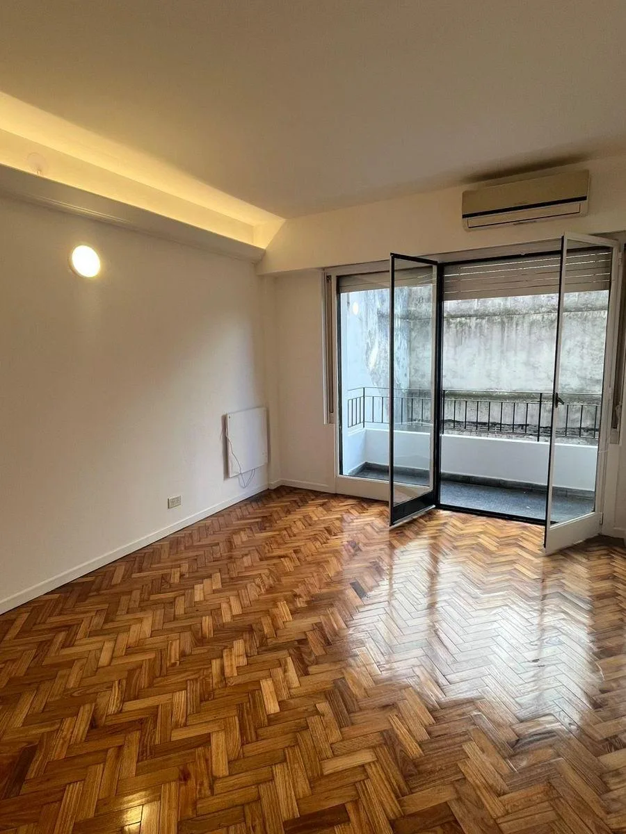 Alquiler Departamento de 2 Ambientes, Recién Reciclado, en Barrio Norte