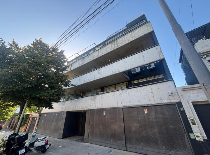 Monoambiente amoblado con balcón en Villa Urquiza