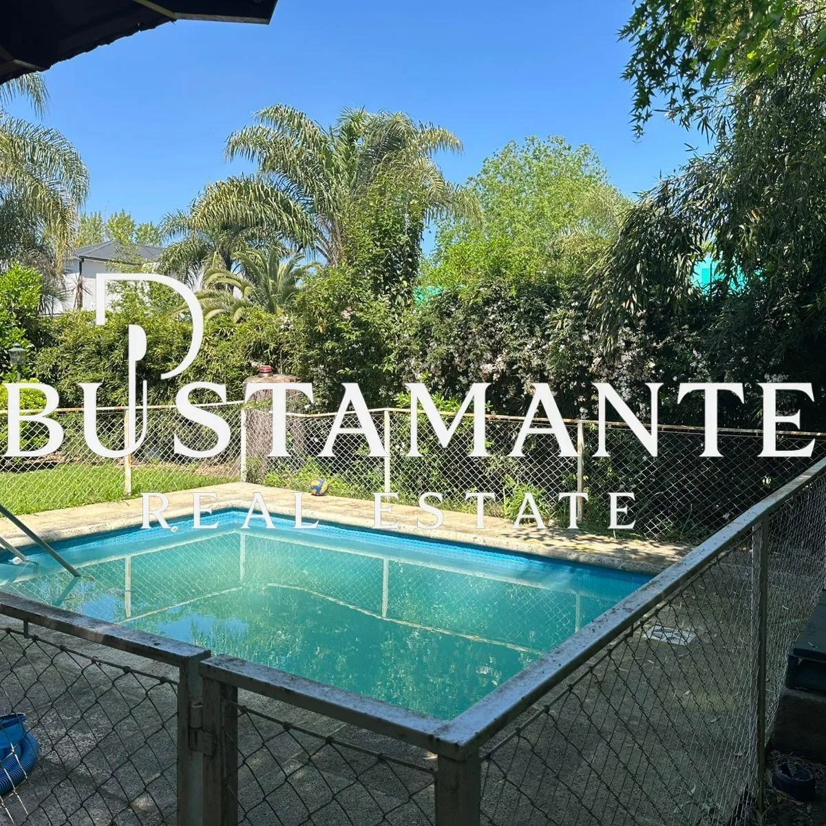 Casa 6 Ambientes con Quincho y Piscina - Country Club Venado II