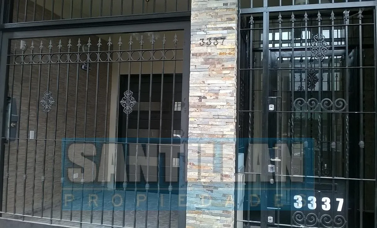 Departamento dúplex de 2 ambientes con balcón en San Justo (La Matanza)