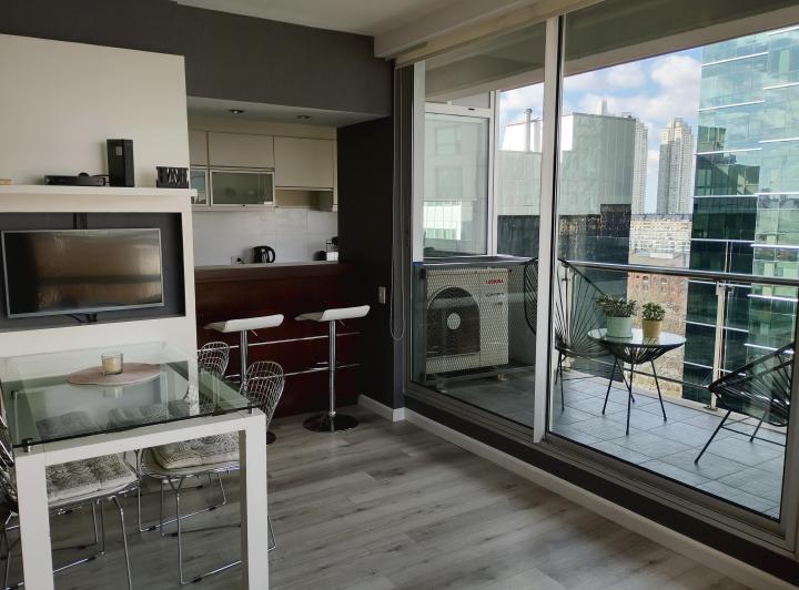 Apartamento de três ambientes com 2 dormitórios em San Telmo