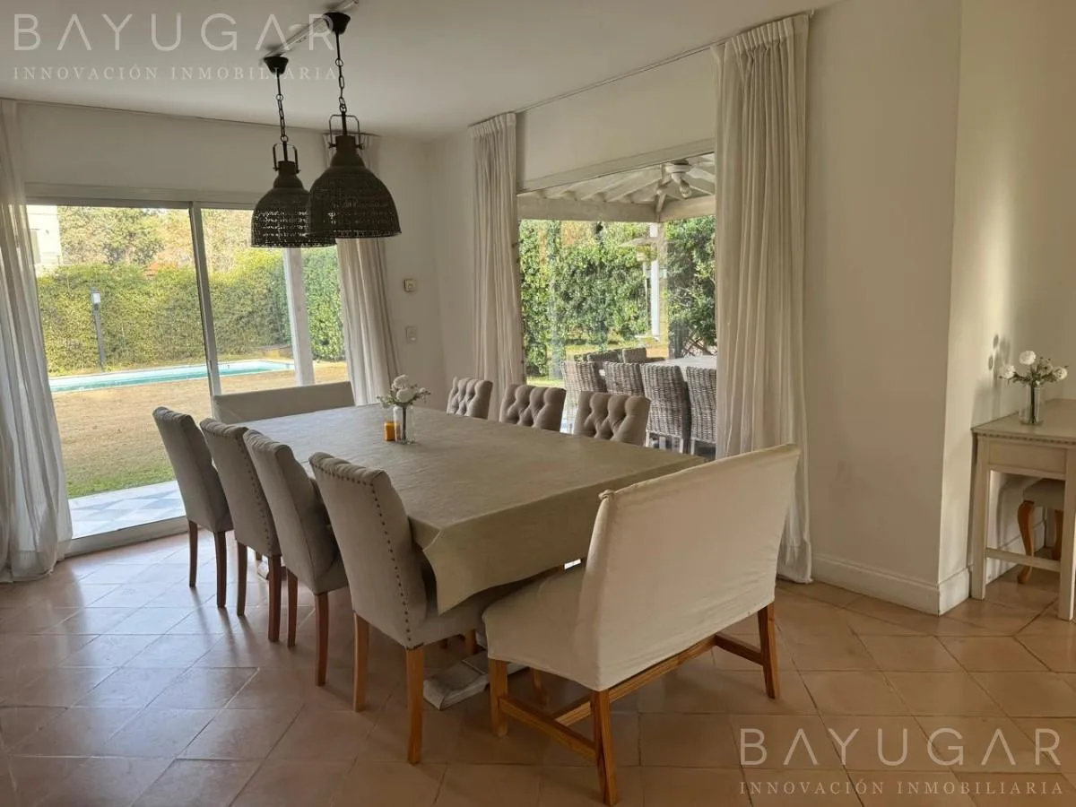 Five-bedroom country-style house in Barrio Privado Sausalito, Pilar