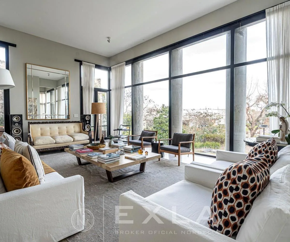 Four-bedroom house in Nordelta Tigre