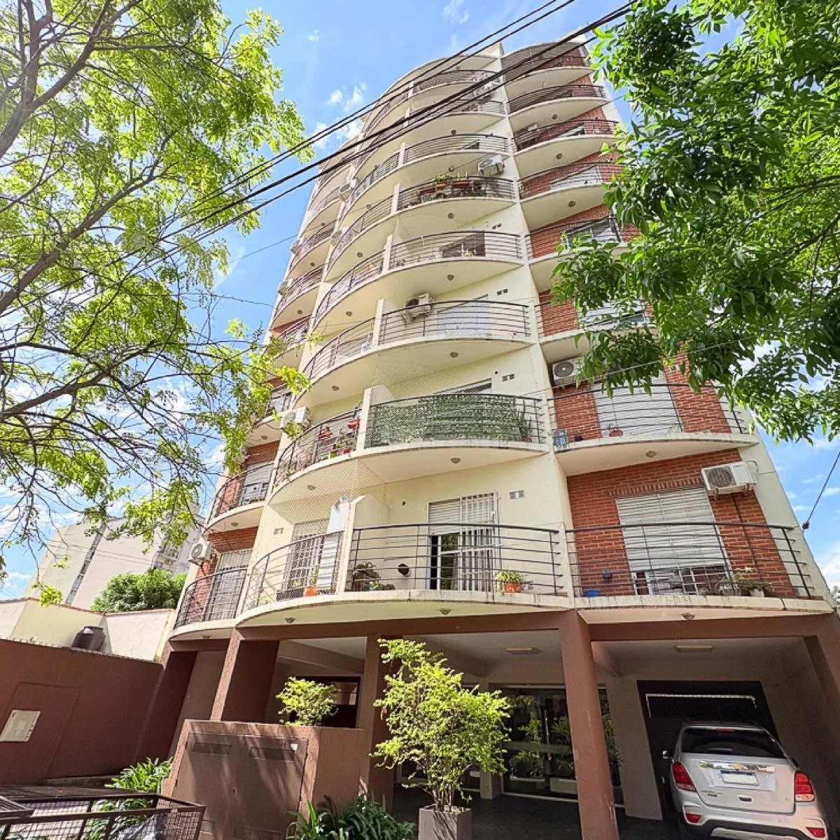 Gran Monoambiente en Edificio Isa III