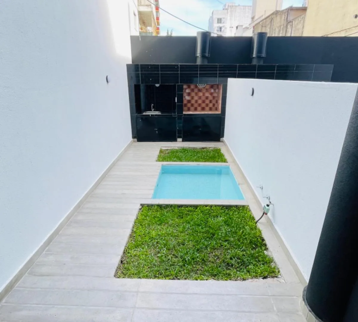 Студия с собственным садом, грилем и бассейном в San Cristóbal