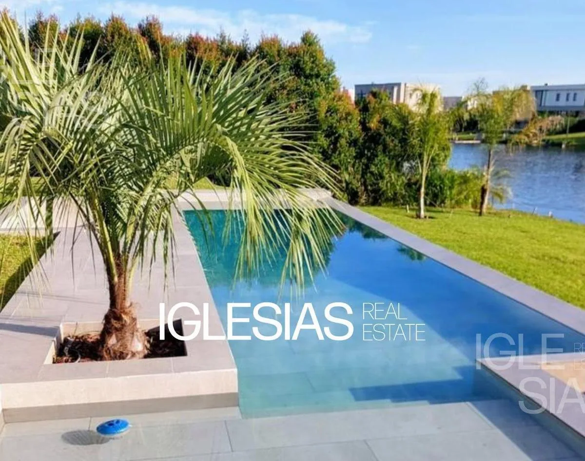 Four-bedroom house with lake frontage in San Rafael, Villanueva (Tigre)