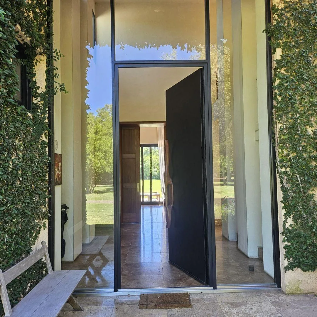 Temporary rental house in La Colina, Luján
