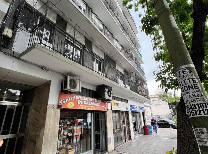 Departamento de 3 ambientes en Floresta