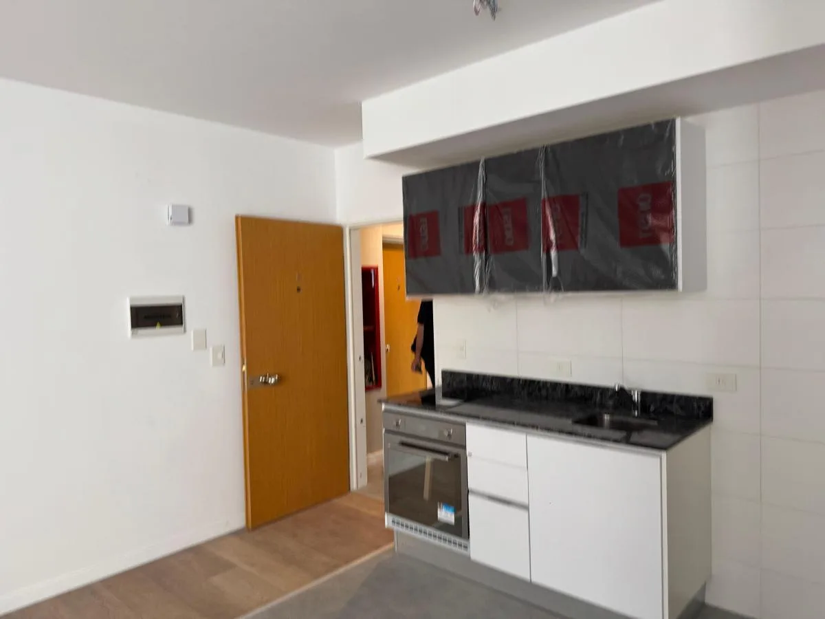 Kitnet novo (nunca habitado) em Belgrano com piscina