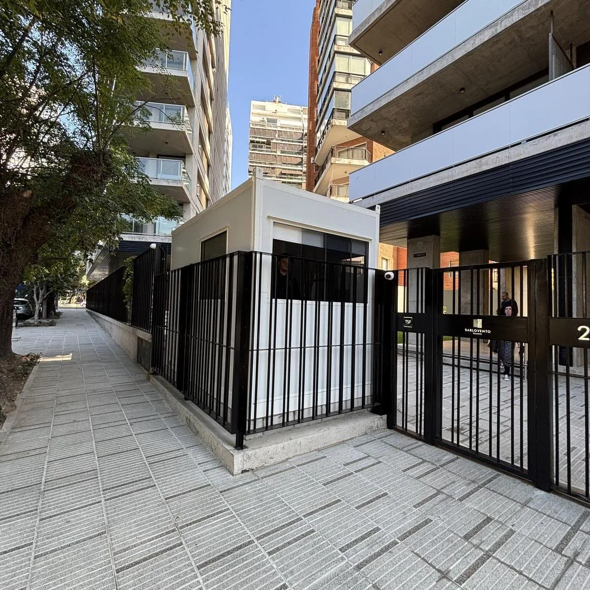 Departamento de 2 ambientes a estrenar con cochera en La Lucila