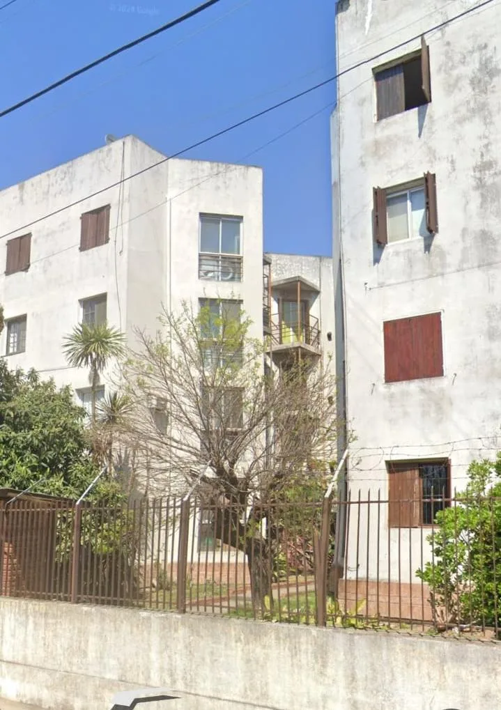 Furnished two-bedroom apartment in Quilmes