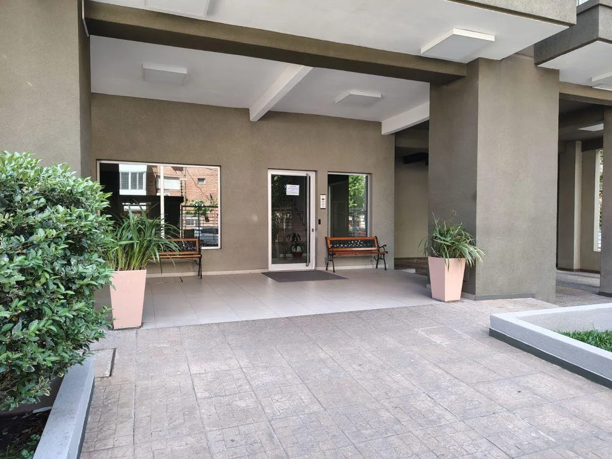 Departamento de 2 ambientes con cochera en Tres de Febrero