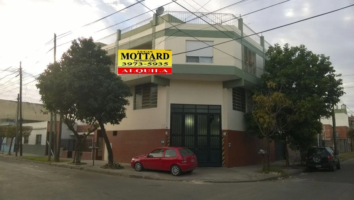 Departamento de 2 ambientes con terraza en San Justo