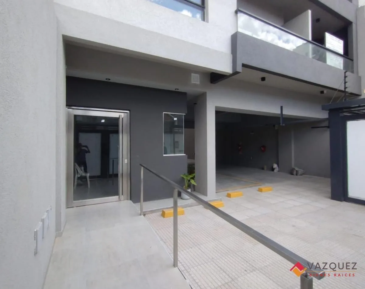 Brand new three-room apartment with parking option in La Matanza