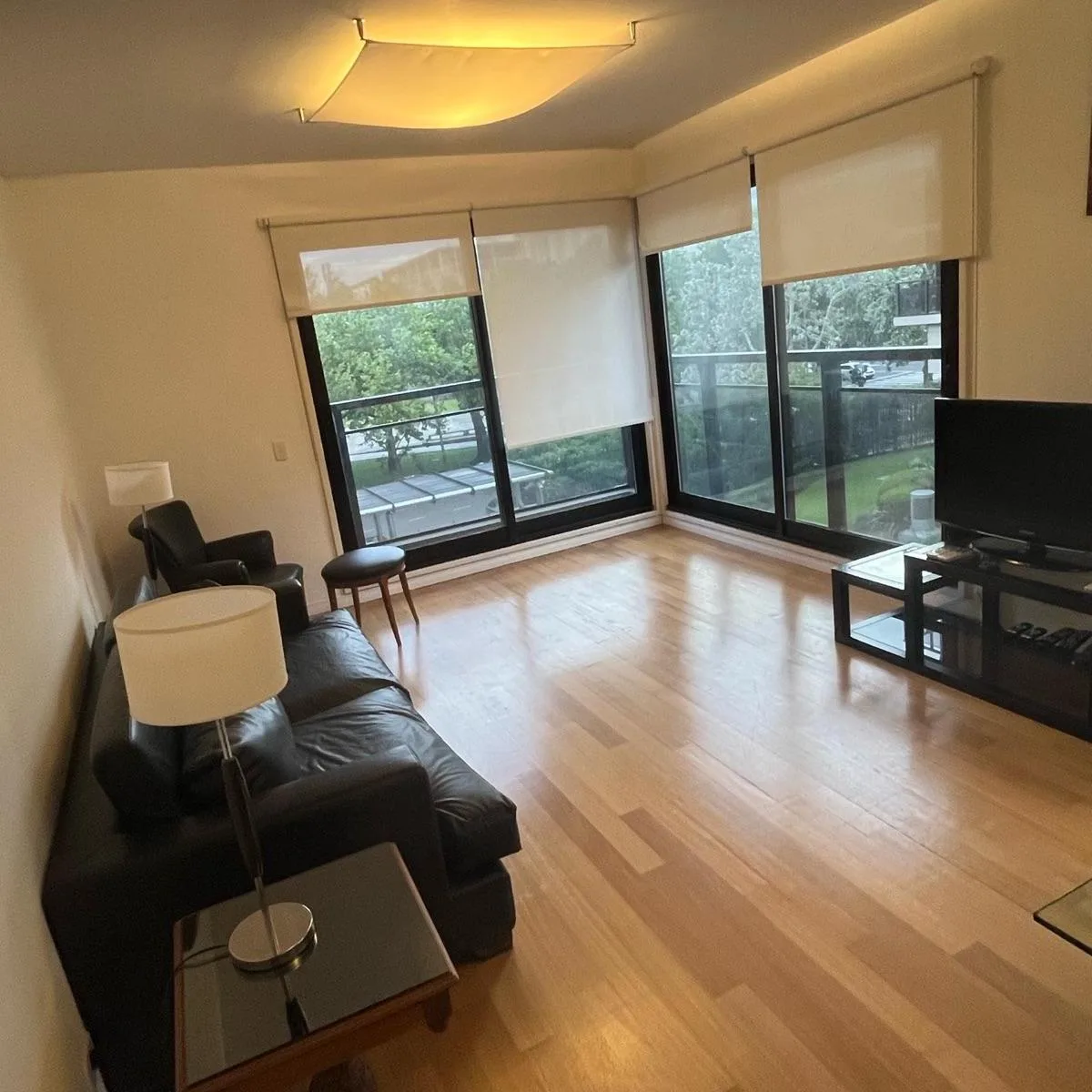Apartamento de três ambientes mobiliado em Puerto Madero
