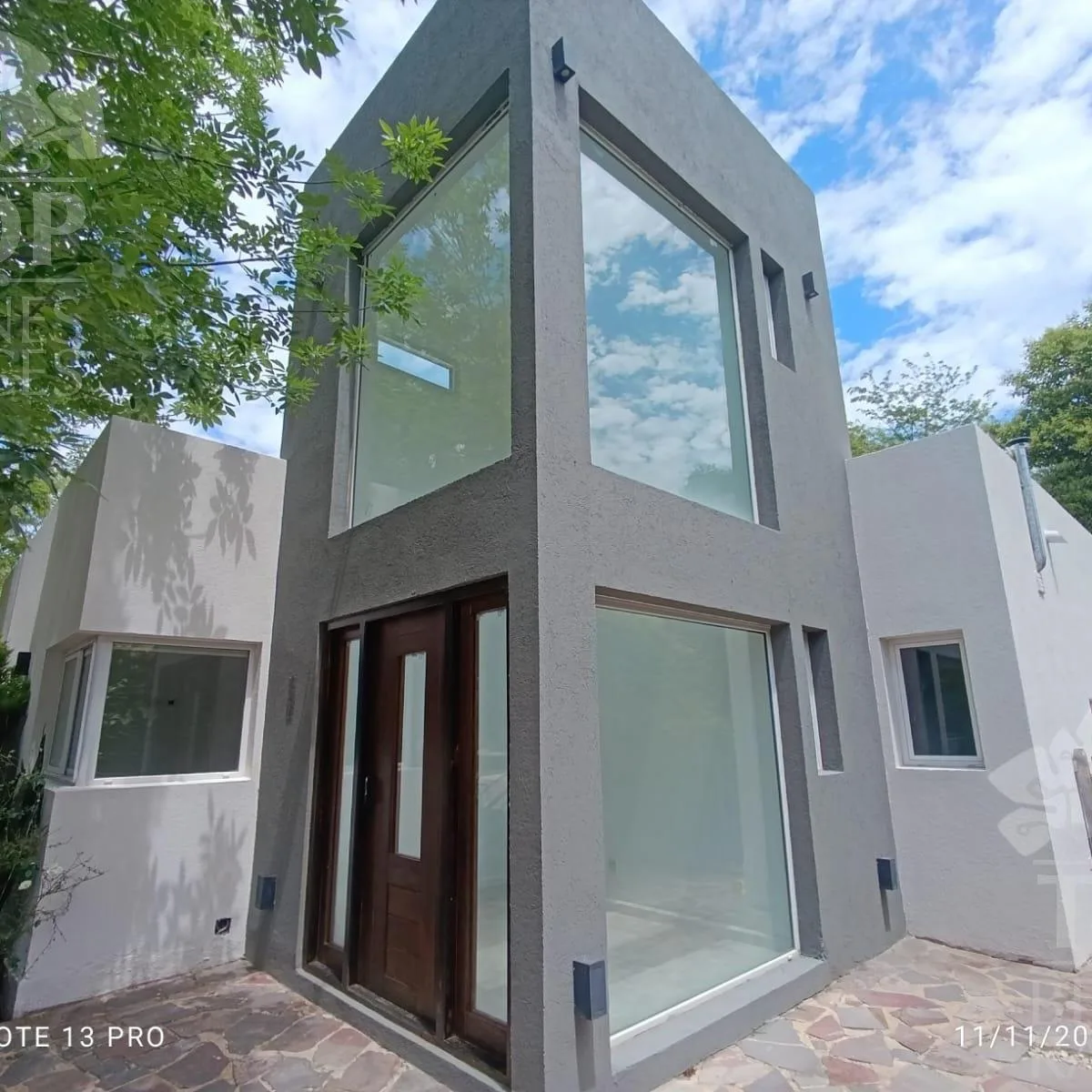 Casa de 3 dormitórios em San Matías, Escobar