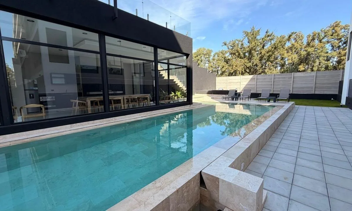 Departamento 2 Ambientes en Alquiler en Canning