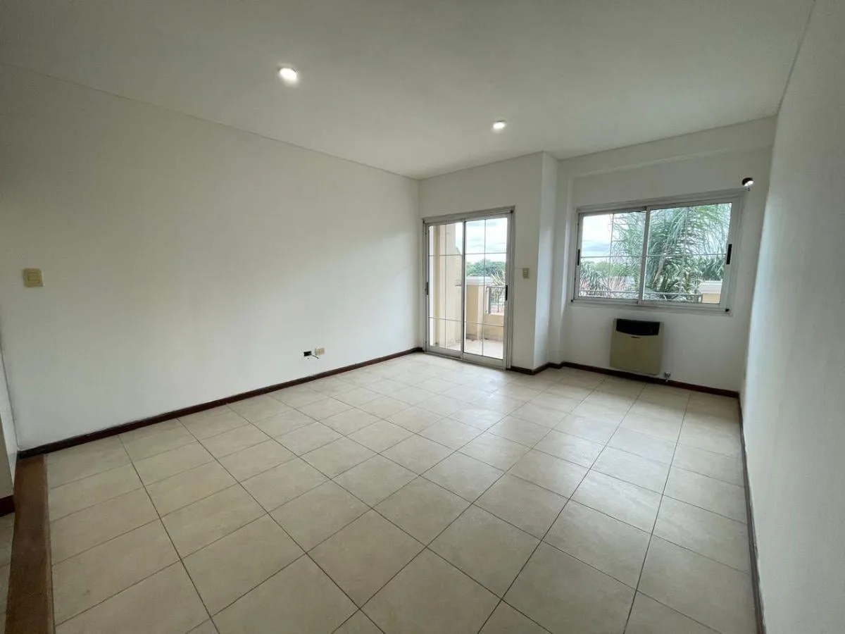 Квартира-студия в Adrogué, 3-й этаж