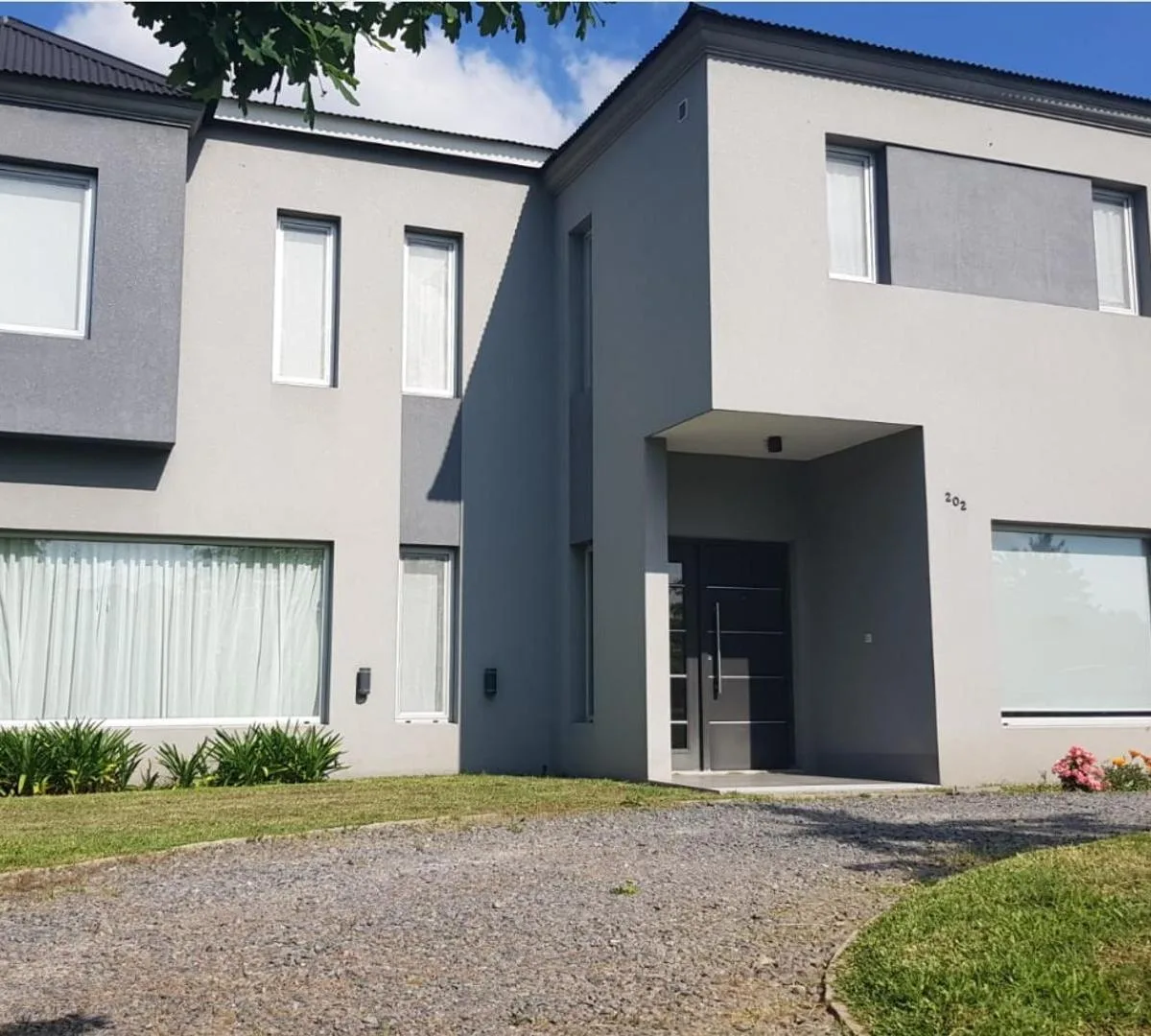 Premium furnished four-bedroom house in Sausalito, Pilar