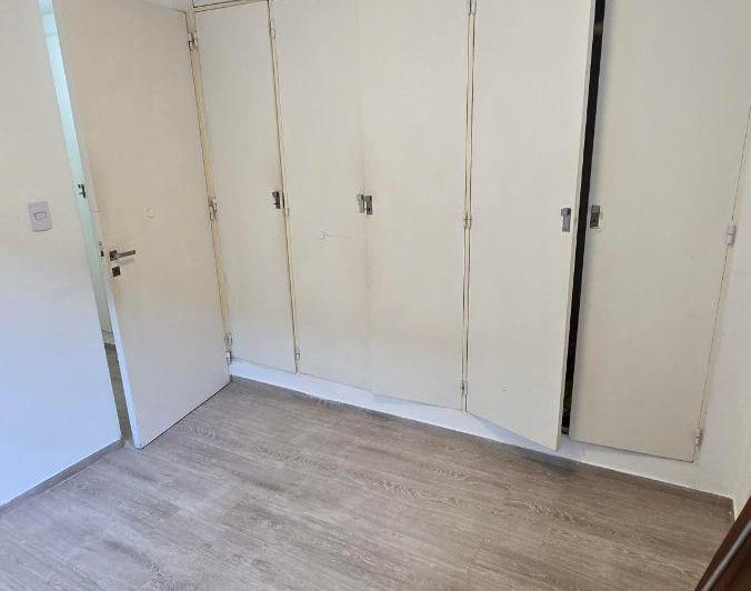 Two-room apartment with separate kitchen in Villa del Parque