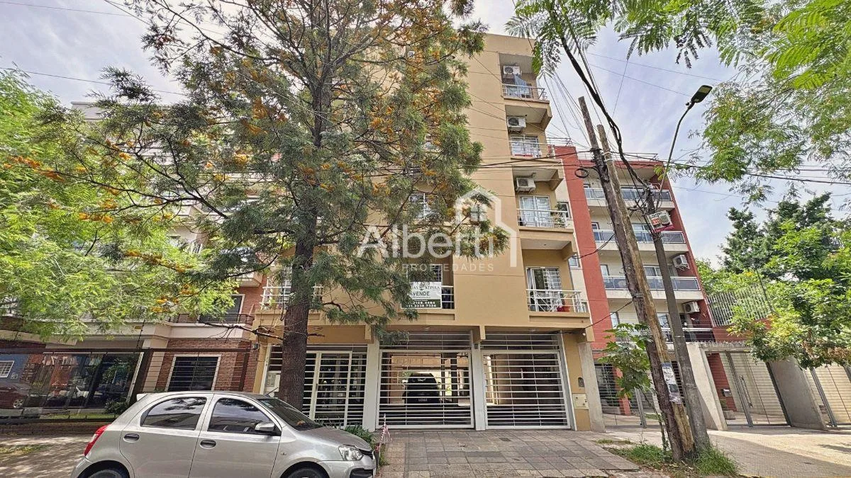 Apartamento de dois ambientes com vaga de garagem em Morón