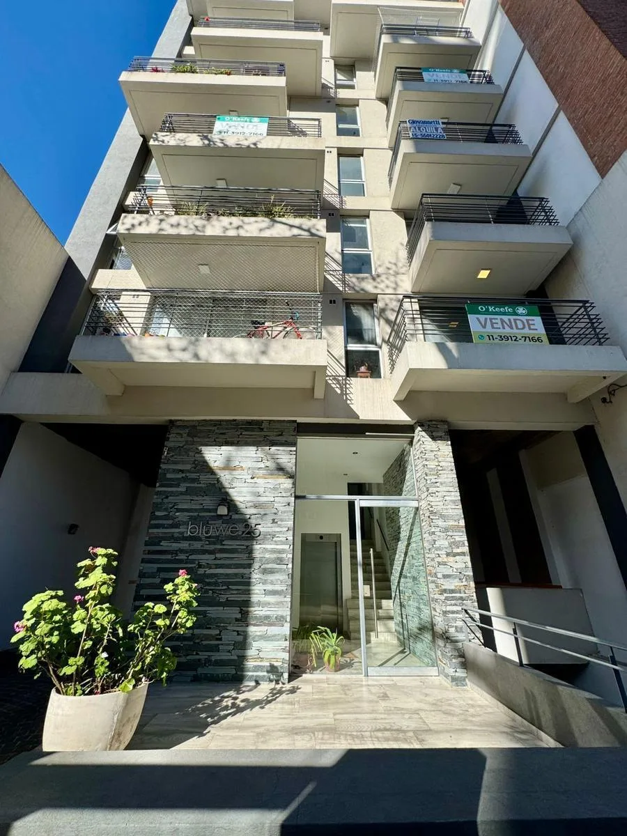 Two-room apartment with parking in Quilmes