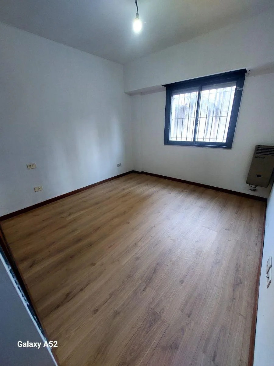 Departamento de 2 ambientes con balcón en Morón