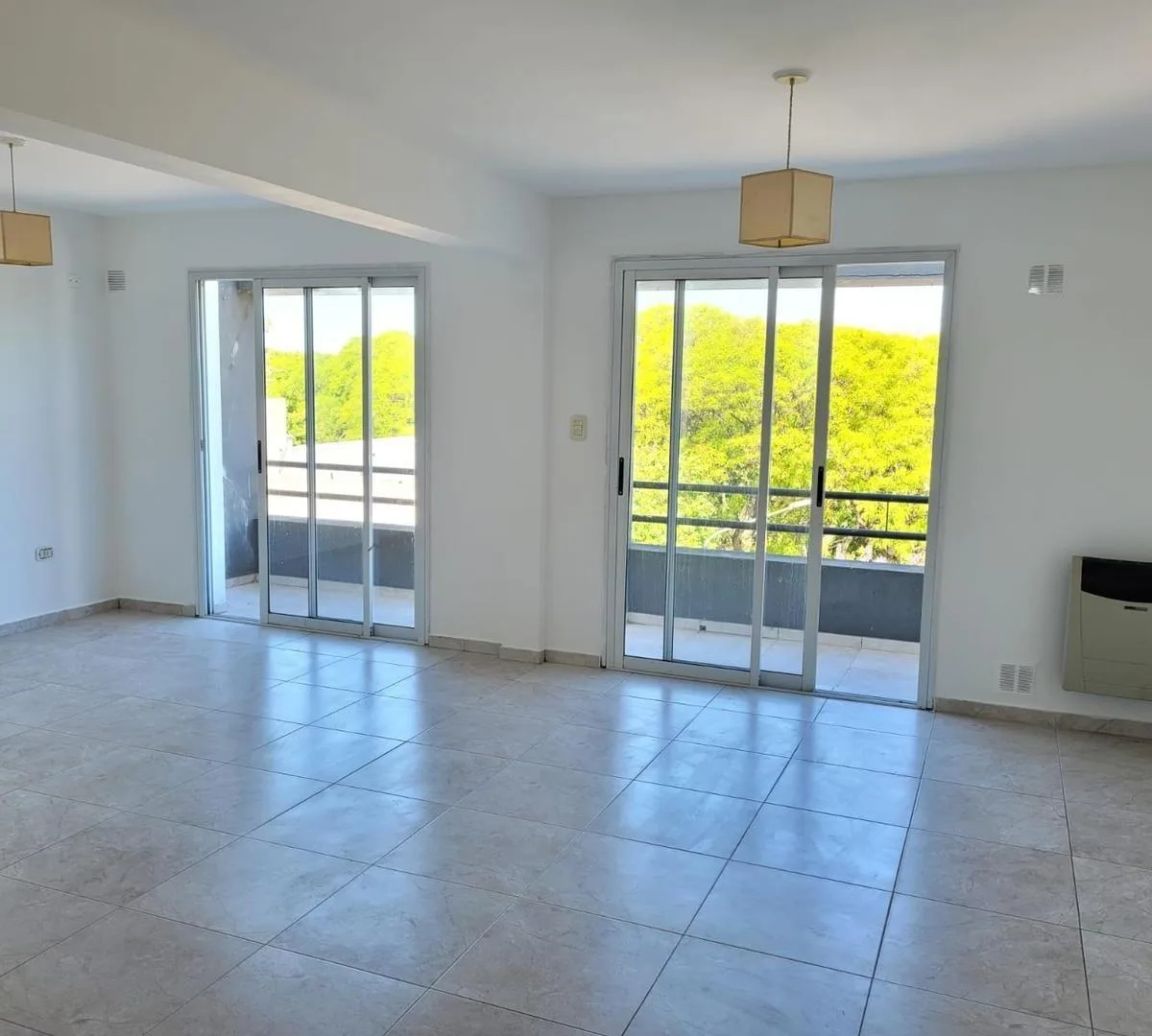 Apartamento duplex de três dormitórios em La Plata