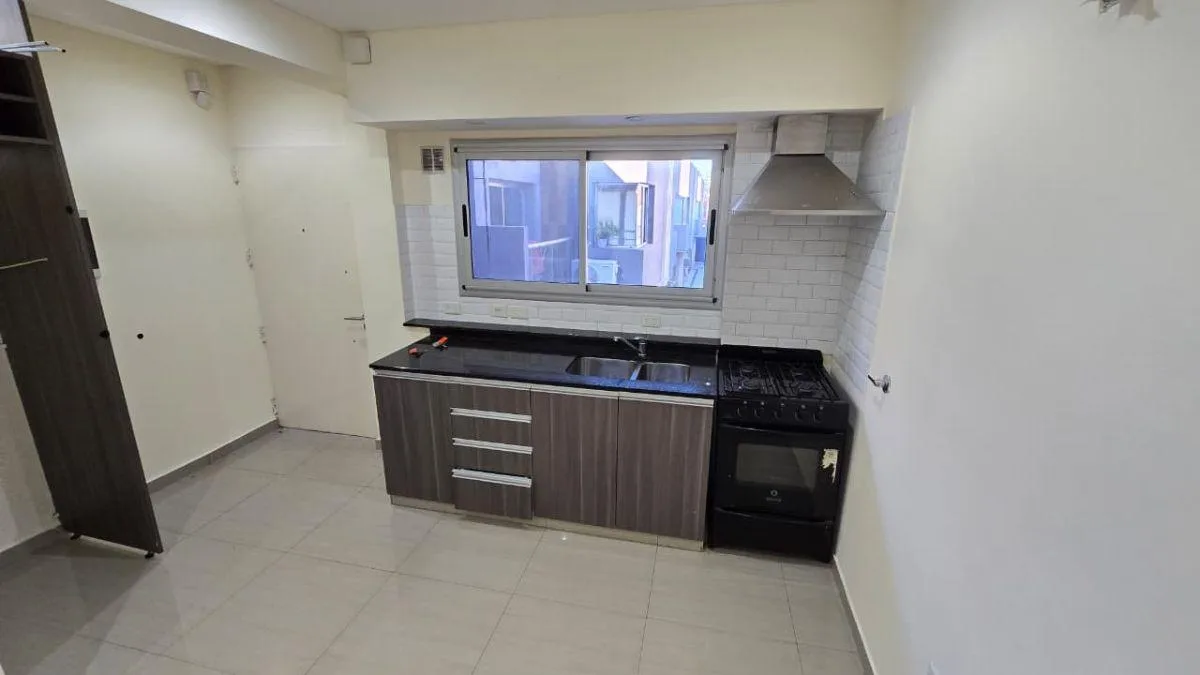 Departamento de 2 ambientes en Lanús