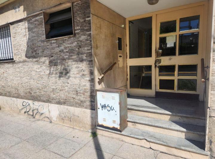 Apartamento de 3 ambientes de fundos em Villa General Mitre