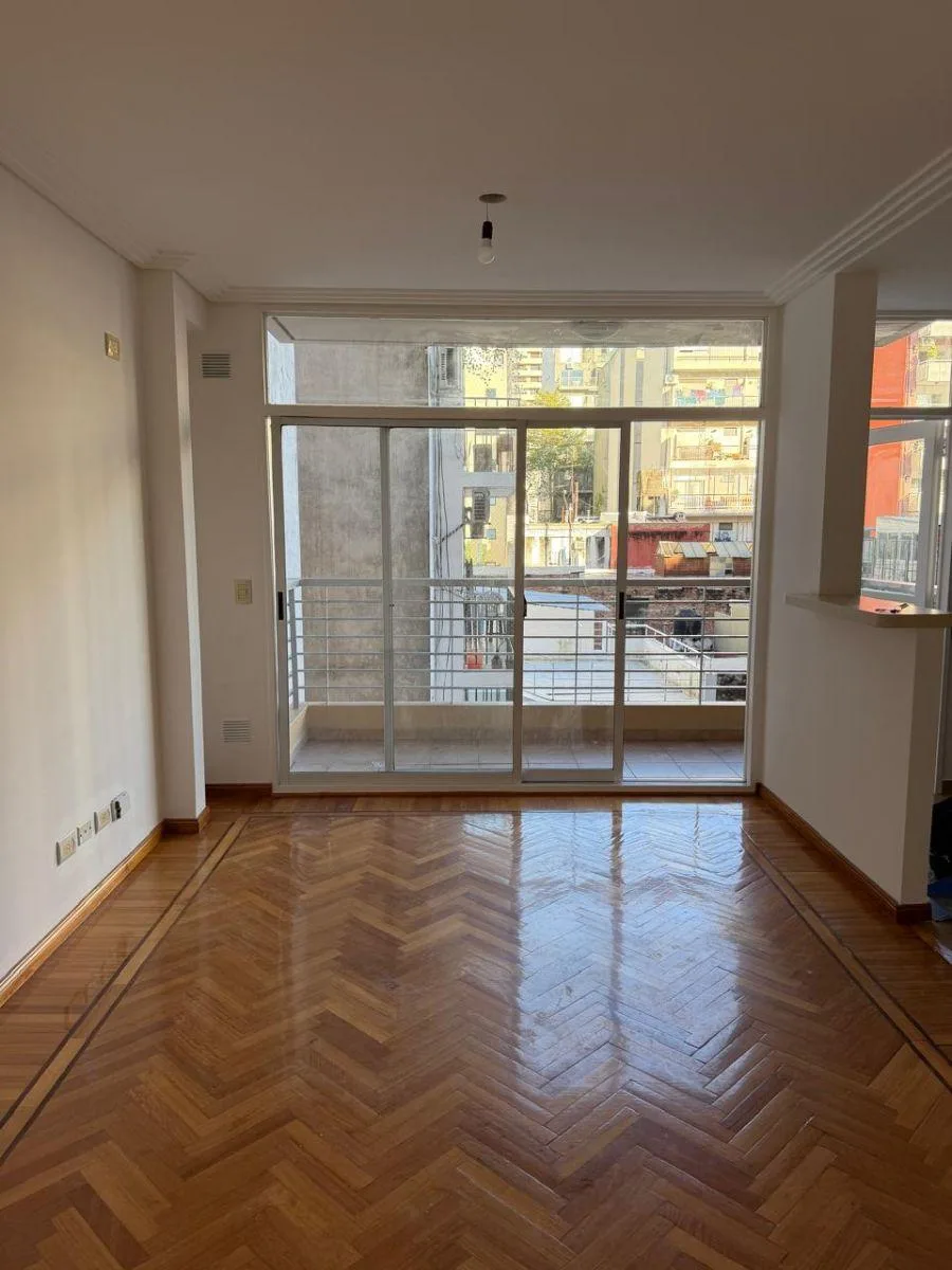 Квартира с 1 спальней и балконом в Villa Crespo
