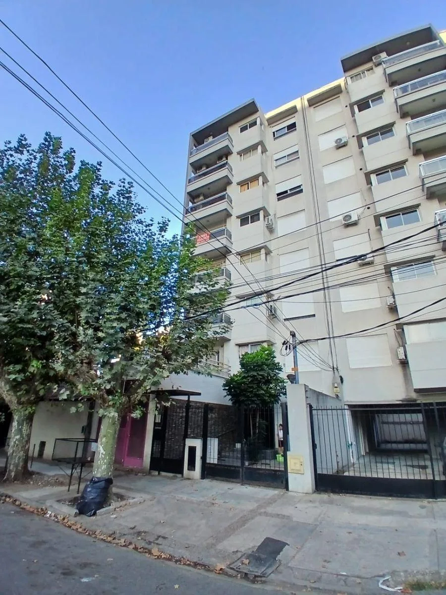 Monoambiente en alquiler en Caseros centro