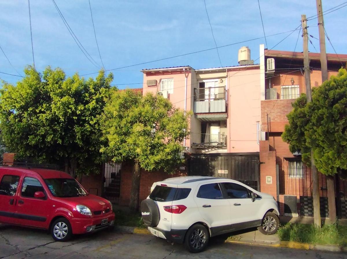 Departamento en duplex de 3 ambientes en Vicente López