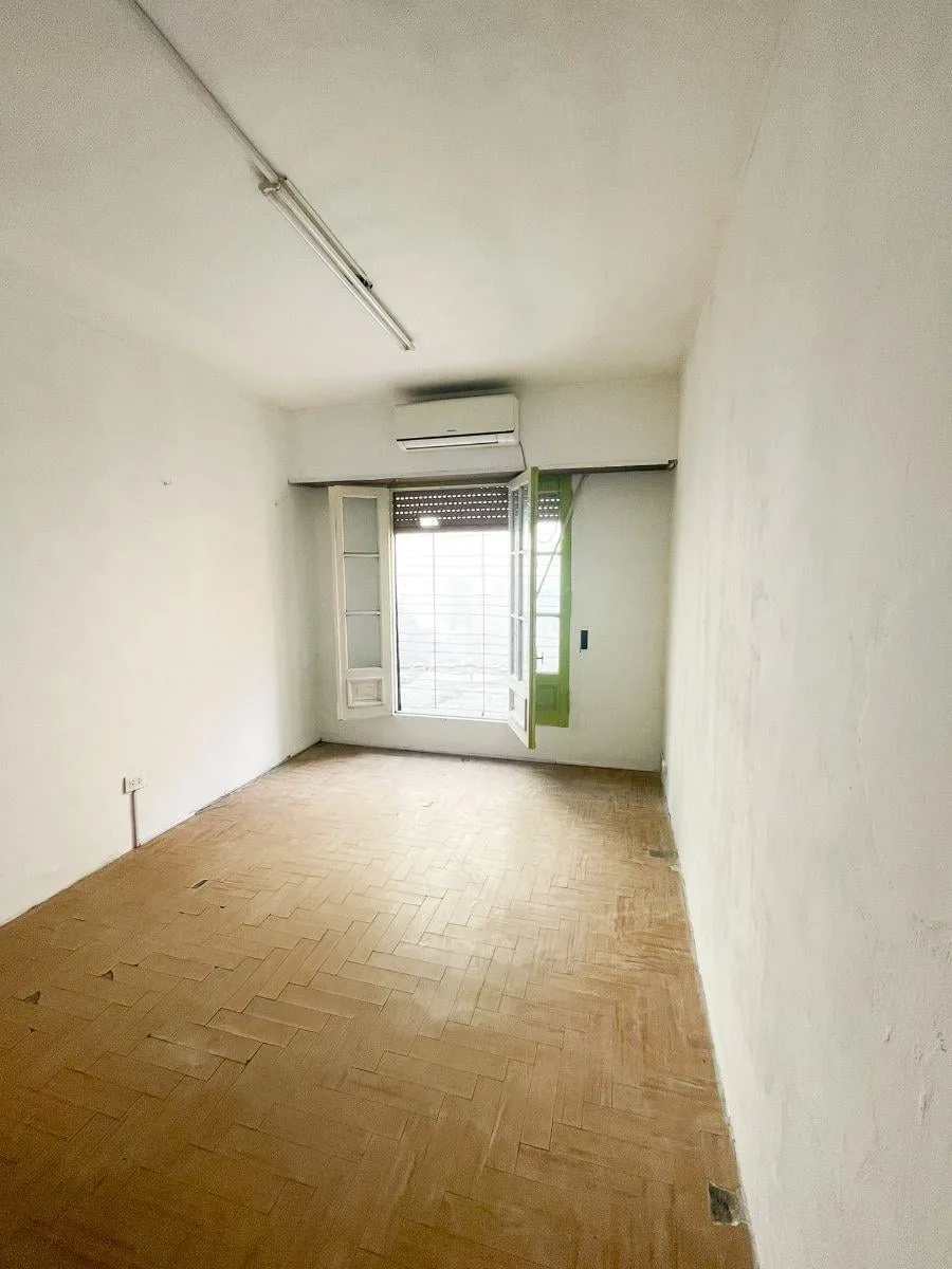Departamento 2 Ambientes con Patio y Entrada Independiente