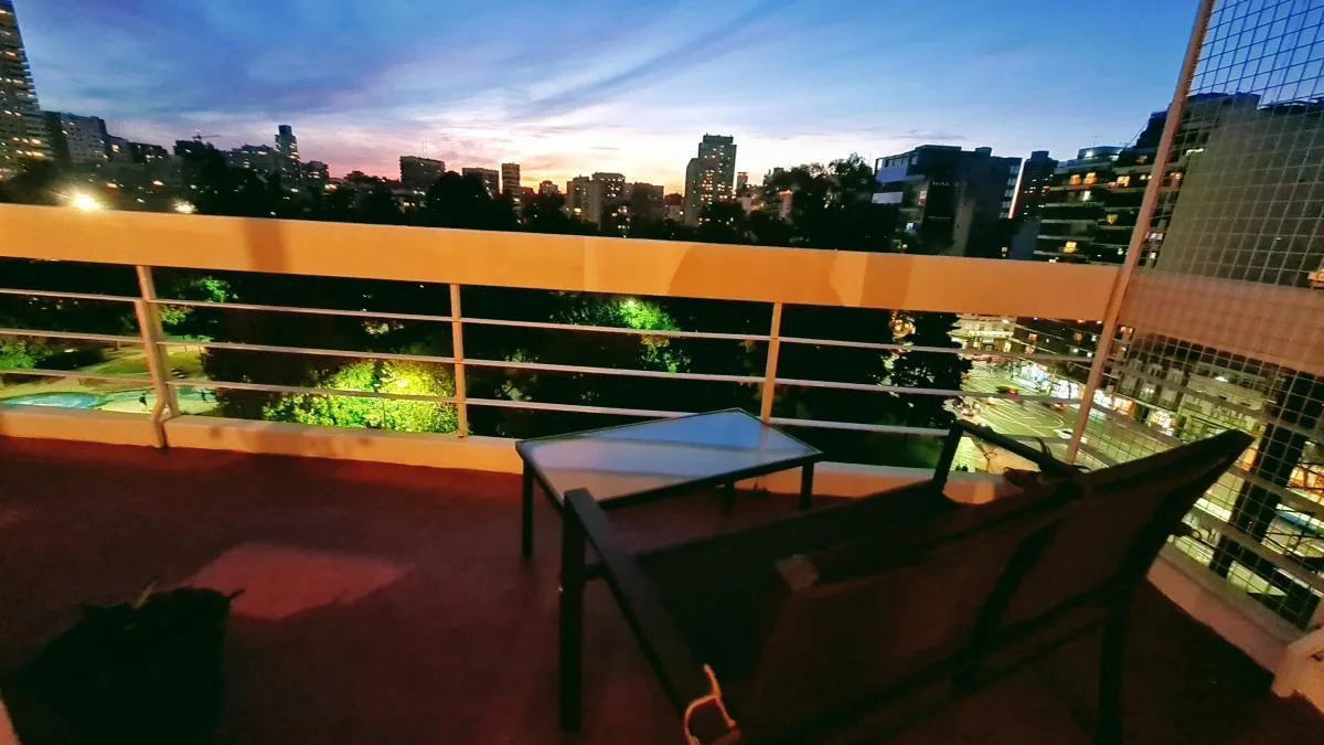 Apartamento de três ambientes com 2 suítes em Palermo