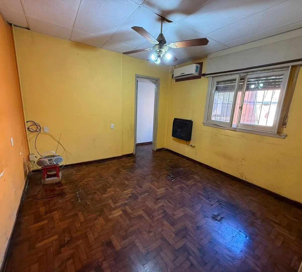 Apartamento de dois ambientes sem condomínio em Lanús Oeste