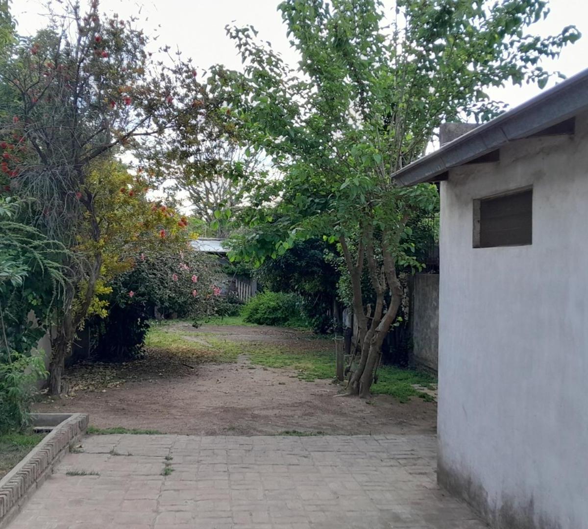 Дом с 4 спальнями в Ituzaingó