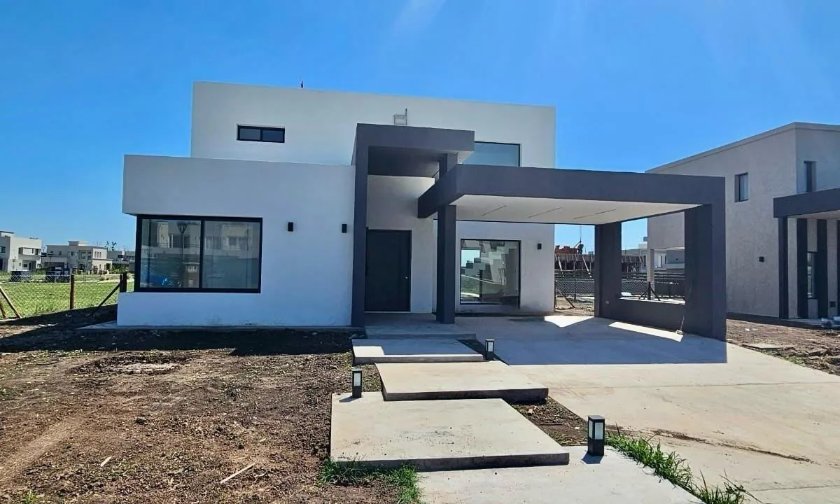 Casa com 4 quartos com piscina em Canning Chico, Esteban Echeverría