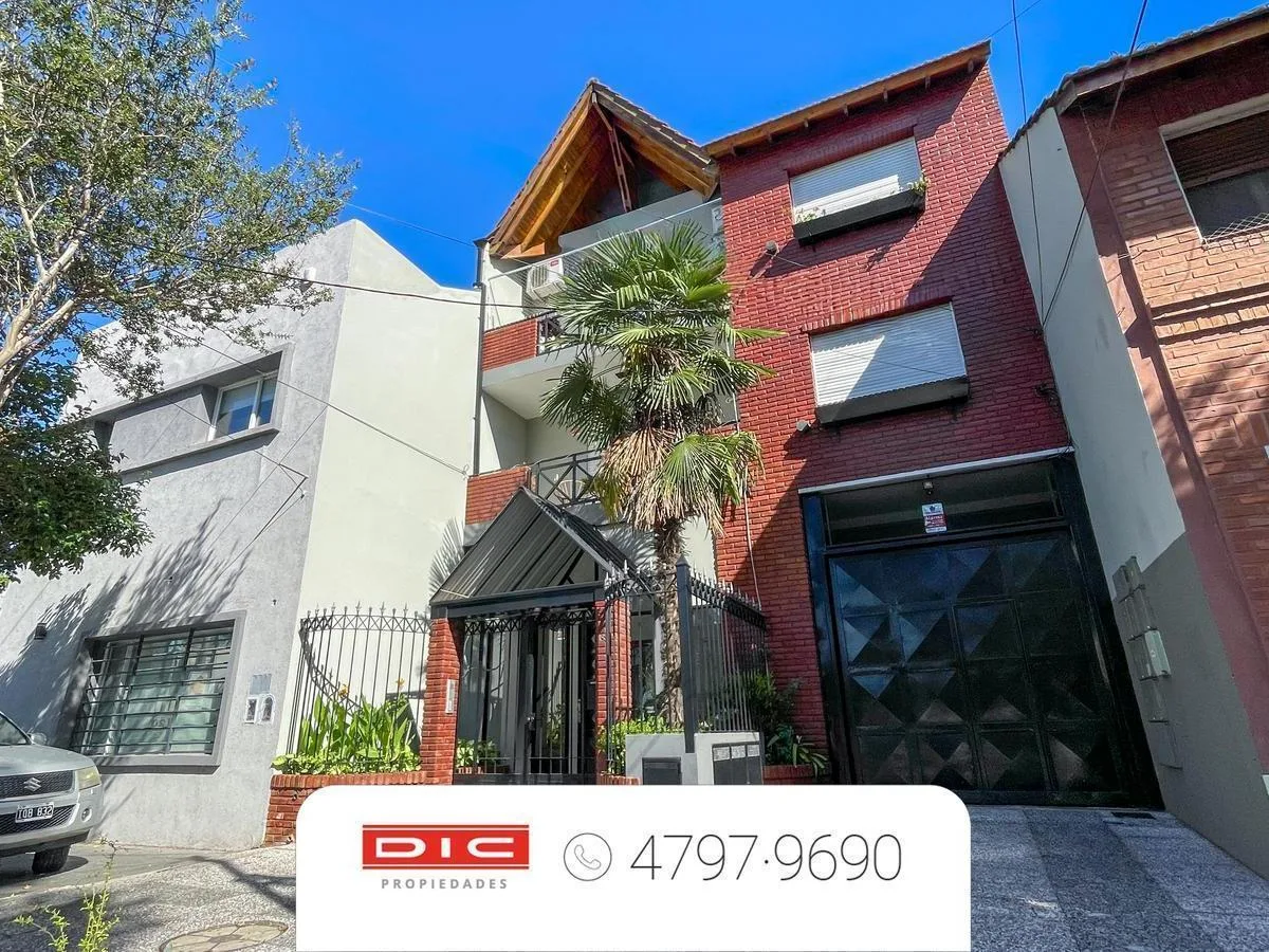 Half-floor apartment on Florida Mitre