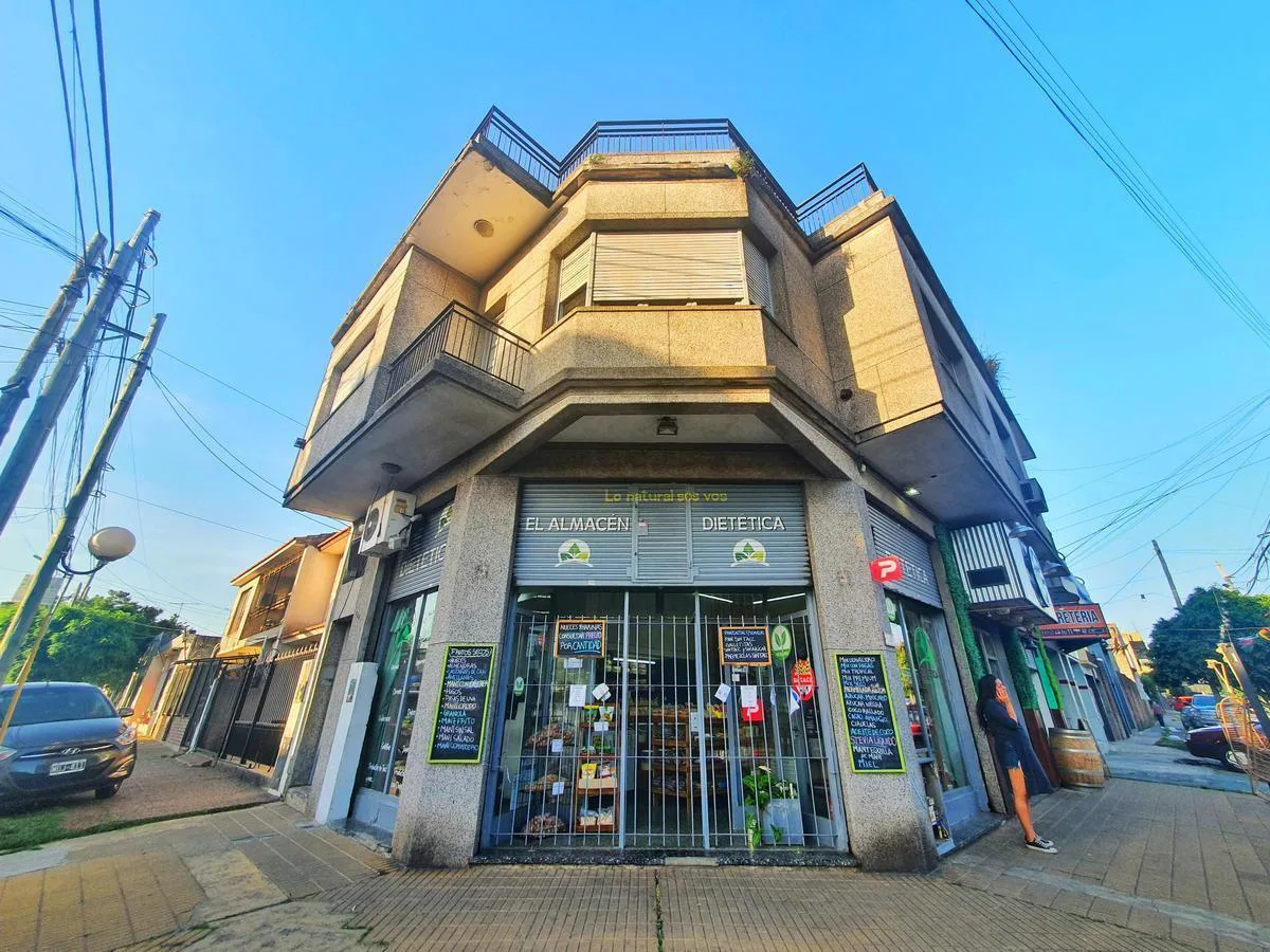 Помещение с домом в Quilmes, 5 спален