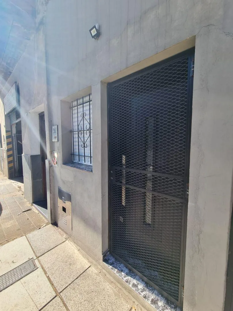 Monoambiente eléctrico en La Tablada