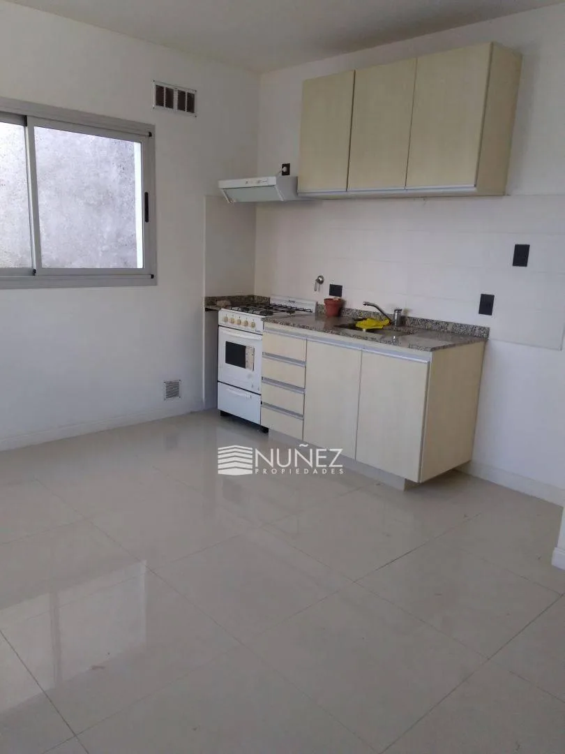 Двухкомнатная квартира с 1 спальней в Bernal, Quilmes