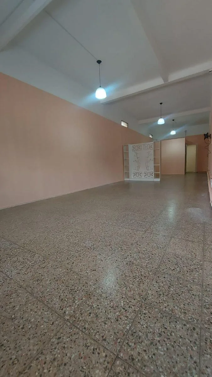 Studio apartment street-facing in Lanús