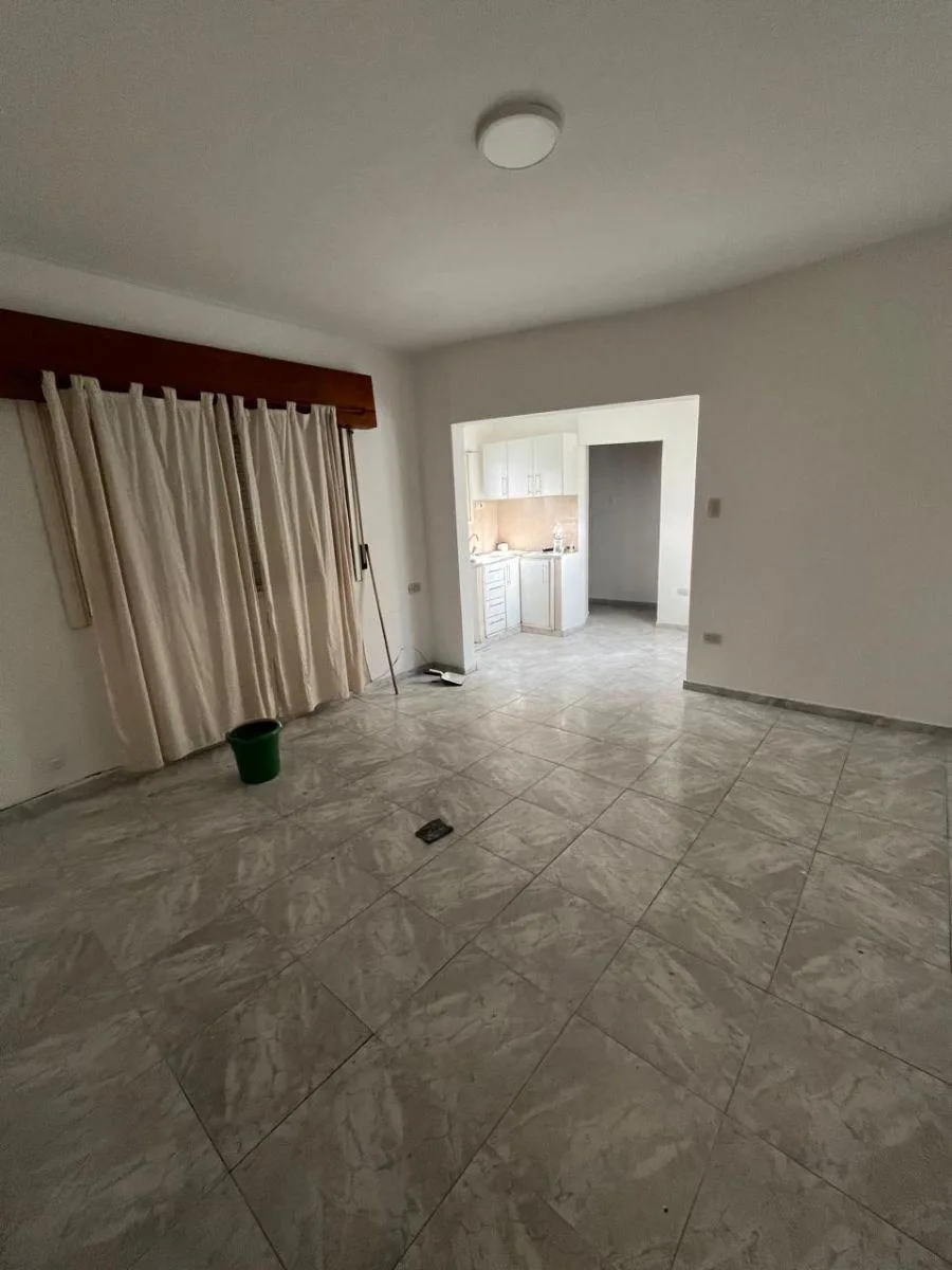 Квартира с тремя комнатами в Piñeyro