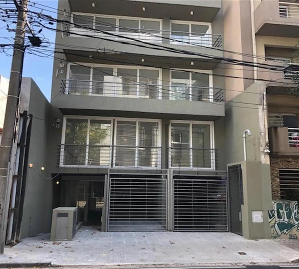 Departamento 2 Amb. con Balcon, Cochera y Baulera