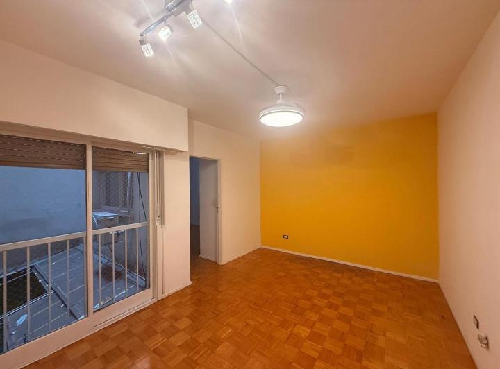 Apartamento de dois ambientes reformado em Caballito