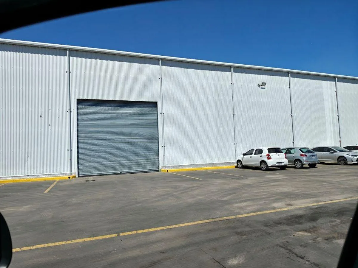 Nave Industrial en Polo Cerrado